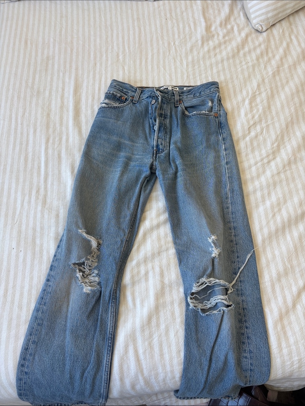 Levi’s Redone Classic Distressed woman’s Blue Jeans
